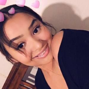 Meet your Posher, Selena